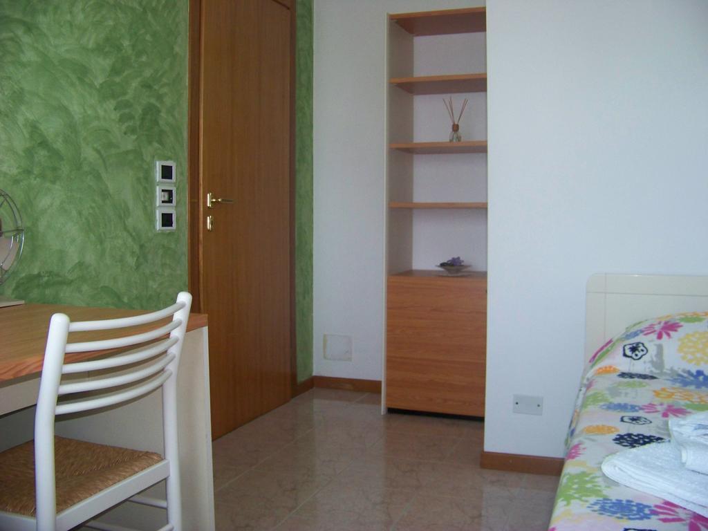 Residenza Capri Appartement Vicenza Kamer foto